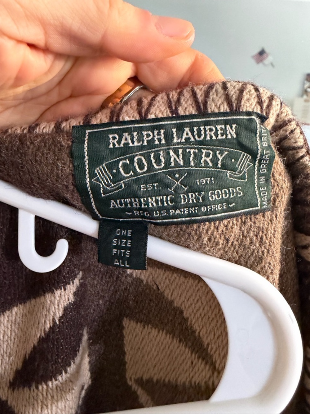 REAL & AUTHENTIC Ralph Lauren Country Knit Poncho - Brown 
RARE FIND